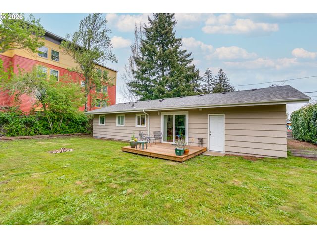 19 Ne 148TH Ave, Portland, OR 97230