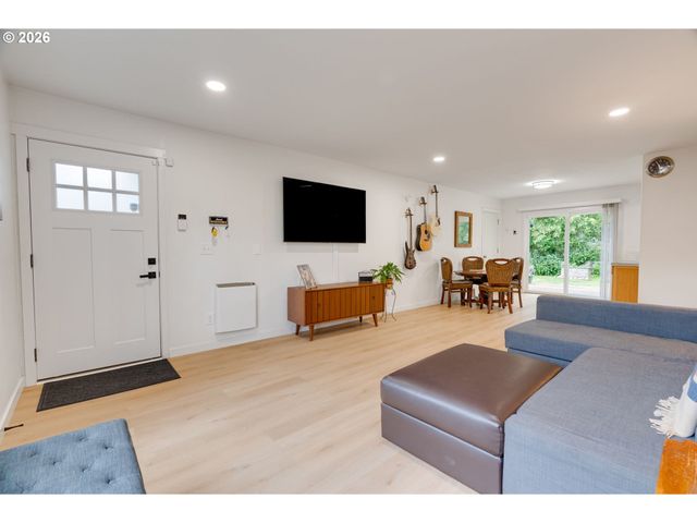 19 Ne 148TH Ave, Portland, OR 97230