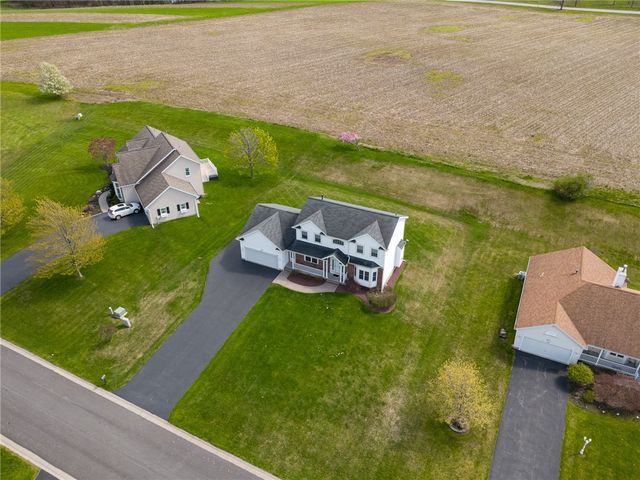 62 Beech Hill Crescent, Henrietta, NY 14534