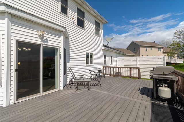 62 Beech Hill Crescent, Henrietta, NY 14534