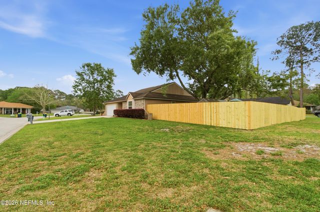 11850 TUMBLING OAKS Lane, Jacksonville, FL 32223