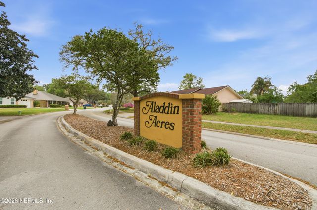 11850 TUMBLING OAKS Lane, Jacksonville, FL 32223