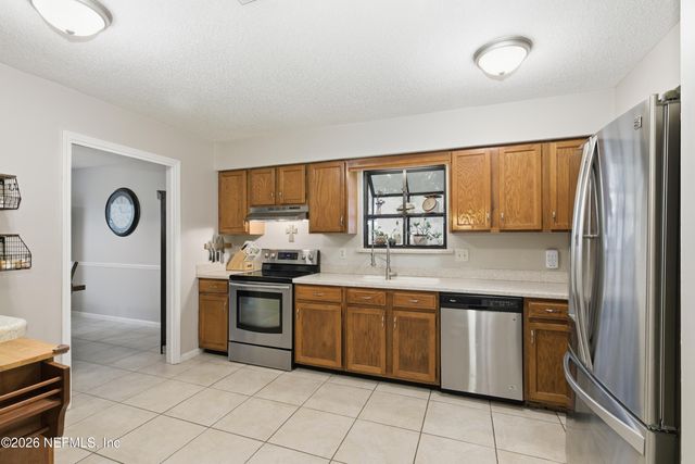 11850 TUMBLING OAKS Lane, Jacksonville, FL 32223