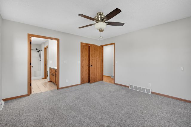 3021 E 29th Street, Des Moines, IA 50317