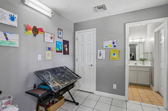 871 VIA ALEGRE Lane, El Paso, TX 79912