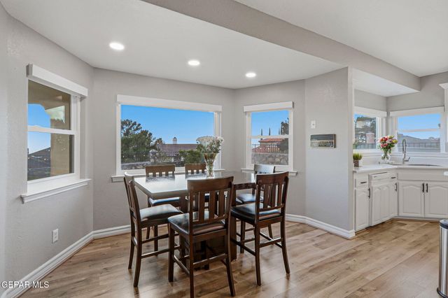 871 VIA ALEGRE Lane, El Paso, TX 79912