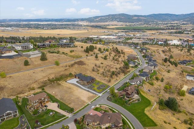 250 N Holiday Hills Dr, Liberty Lake, WA 99019