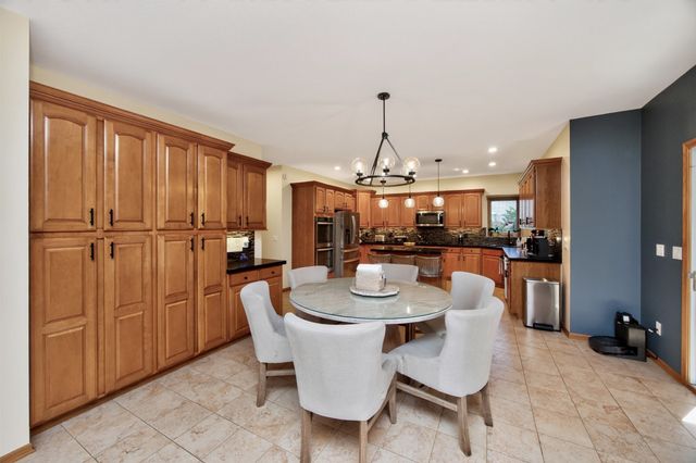 2846 NW 75th Place, Ankeny, IA 50023