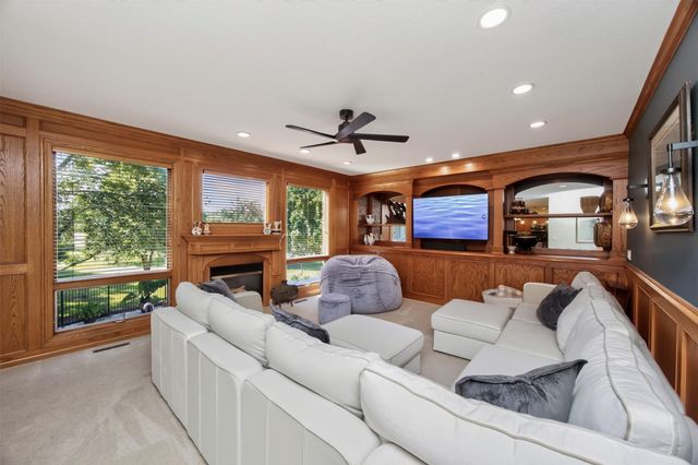 2846 NW 75th Place, Ankeny, IA 50023