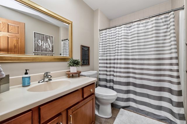 2846 NW 75th Place, Ankeny, IA 50023