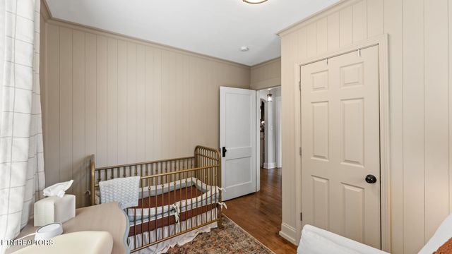 1910 Cureton Ave, Maryville, TN 37804