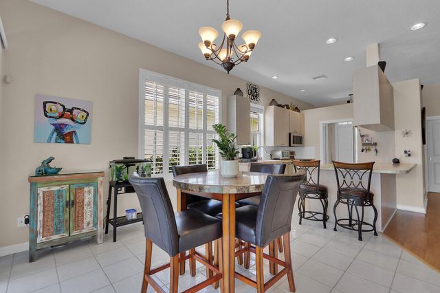 1071 Bedford Avenue, Palm Beach Gardens, FL 33403