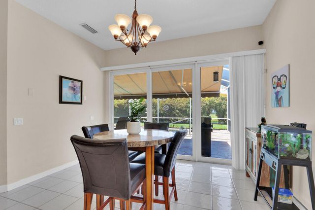 1071 Bedford Avenue, Palm Beach Gardens, FL 33403