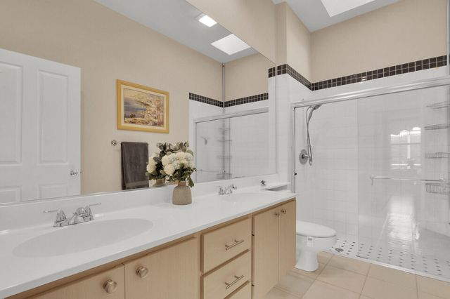 1071 Bedford Avenue, Palm Beach Gardens, FL 33403