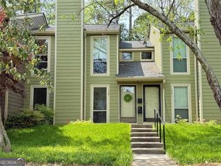 1148 Riverbend Club Drive SE, Atlant, GA 30339