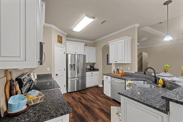 123 Paul Revere Run, Dothan, AL 36305