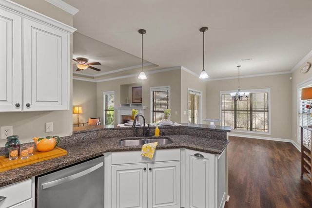 123 Paul Revere Run, Dothan, AL 36305