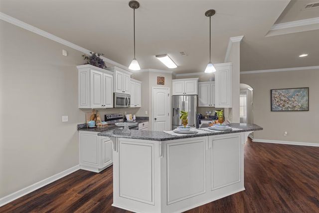 123 Paul Revere Run, Dothan, AL 36305