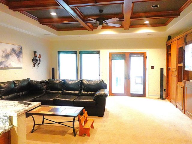 200 OWLS ROOST LN, Unincorporated, TN 38018