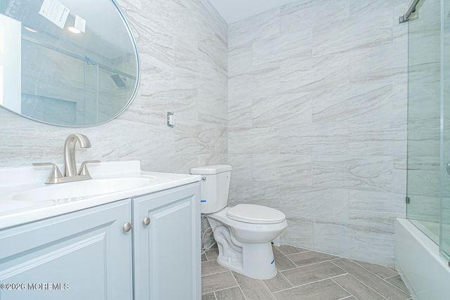 9 Claremont Street, Toms River, NJ 08757