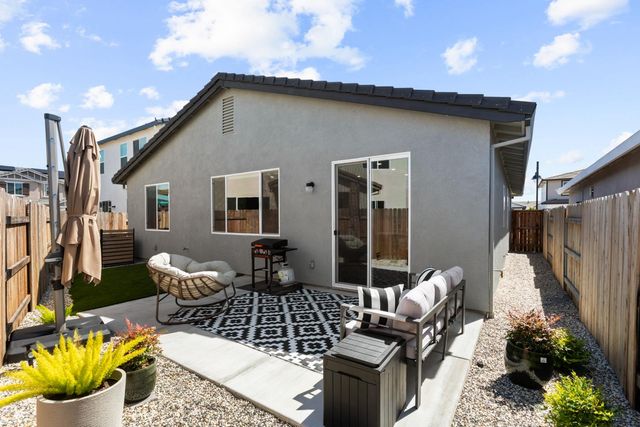 1528 Rapid Falls Ln, Rocklin, CA 95765