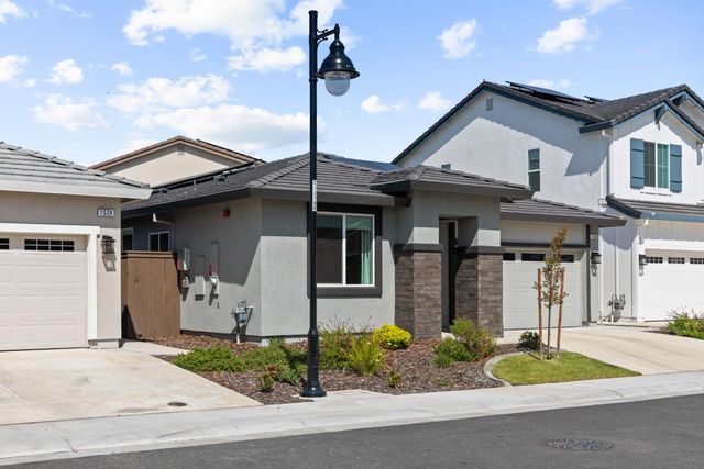 1528 Rapid Falls Ln, Rocklin, CA 95765