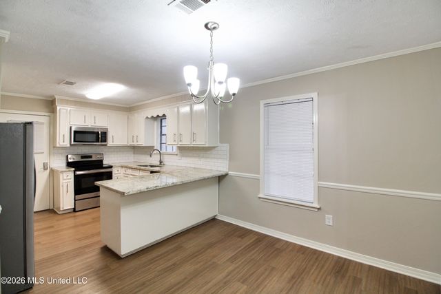320 Helmsley Drive, Brandon, MS 39047