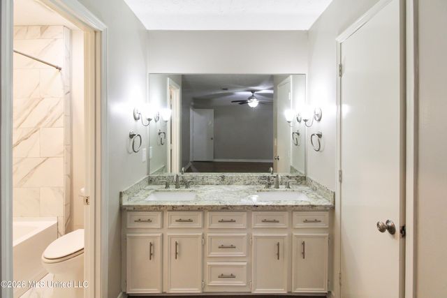 320 Helmsley Drive, Brandon, MS 39047