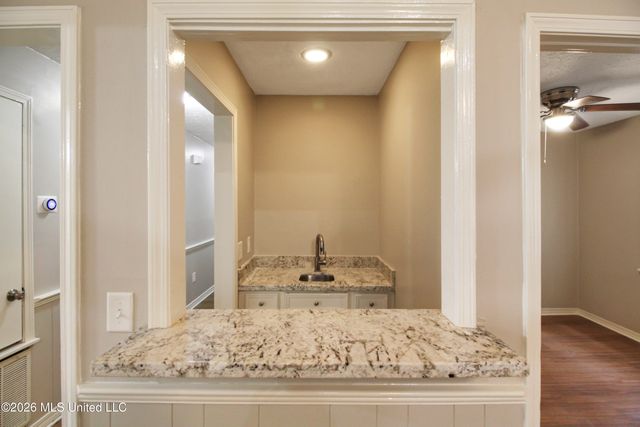 320 Helmsley Drive, Brandon, MS 39047