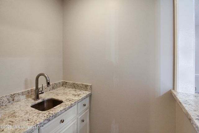 320 Helmsley Drive, Brandon, MS 39047