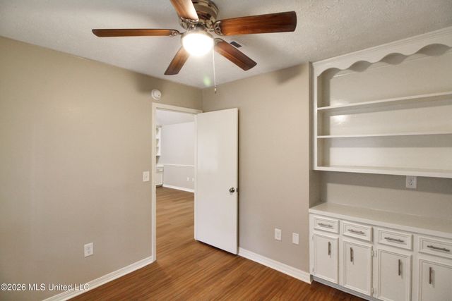 320 Helmsley Drive, Brandon, MS 39047