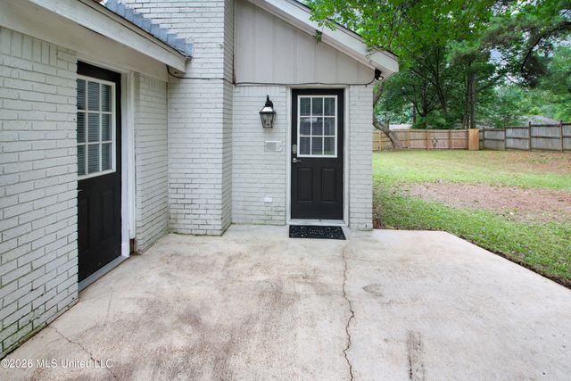 320 Helmsley Drive, Brandon, MS 39047