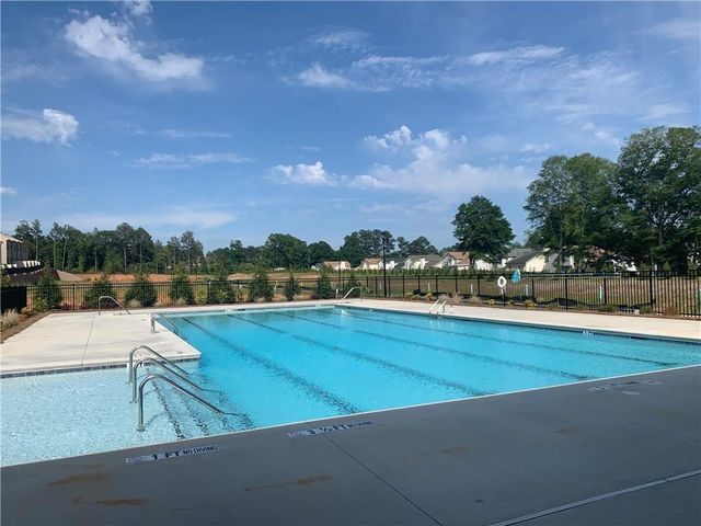2453 Quay Ridge, Lawrenceville, GA 30044