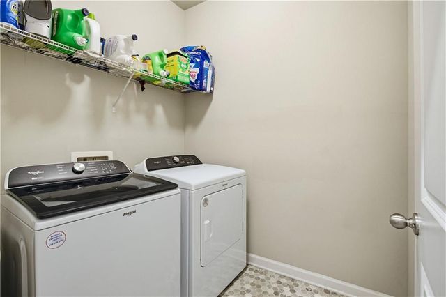 2453 Quay Ridge, Lawrenceville, GA 30044