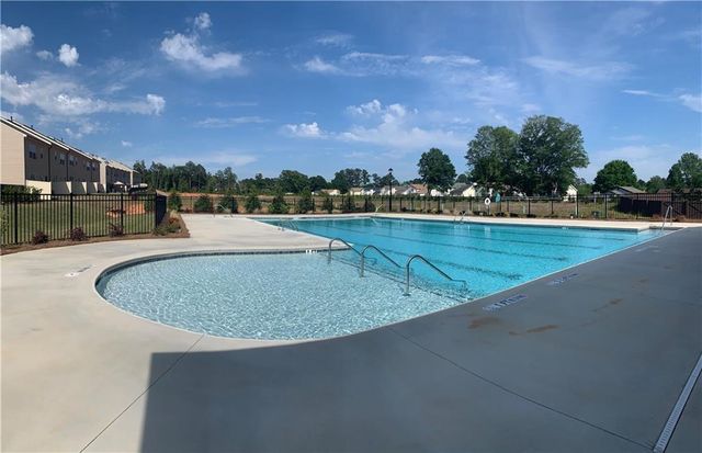 2453 Quay Ridge, Lawrenceville, GA 30044