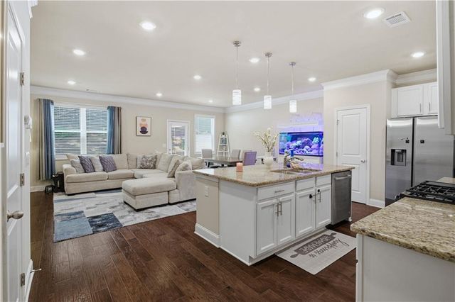 2453 Quay Ridge, Lawrenceville, GA 30044