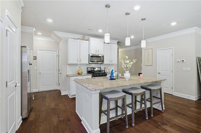 2453 Quay Ridge, Lawrenceville, GA 30044