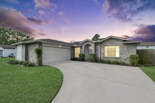 28707 Stapleford St, Spring, TX 77386