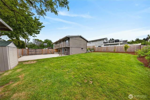 3918 S Avenue, Anacortes, WA 98221