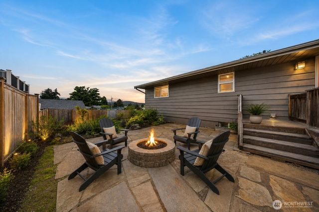 3918 S Avenue, Anacortes, WA 98221