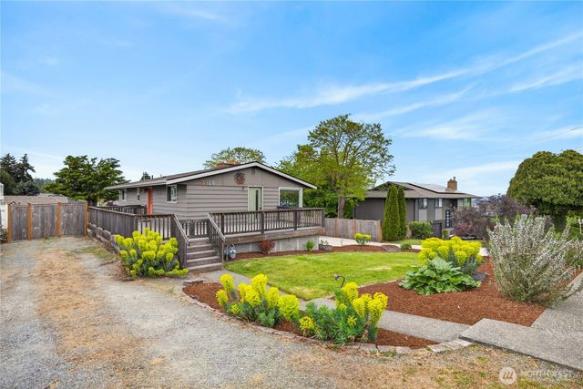 3918 S Avenue, Anacortes, WA 98221