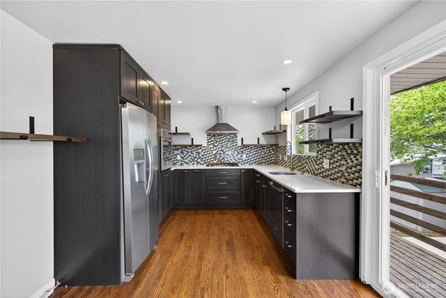 3918 S Avenue, Anacortes, WA 98221