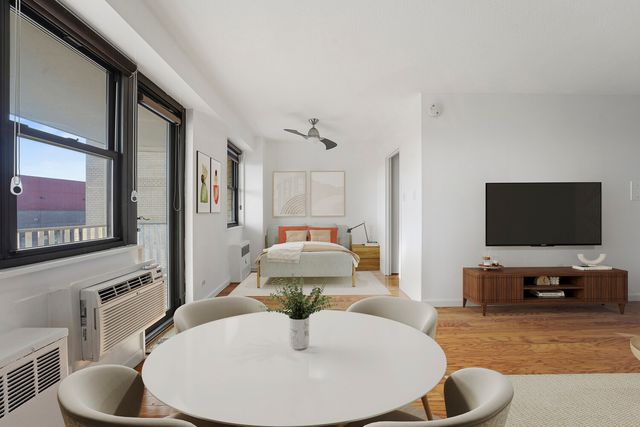 3960 54th St Apt 7N, New York City, NY 11377