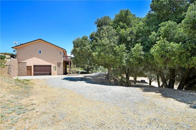 16789 Valley Hi, Banning, CA 92220
