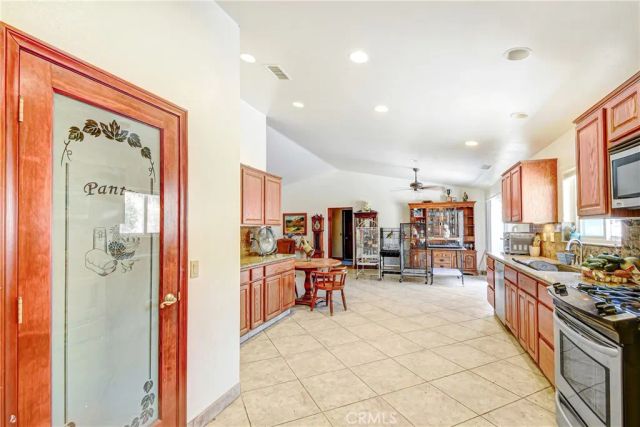 16789 Valley Hi, Banning, CA 92220