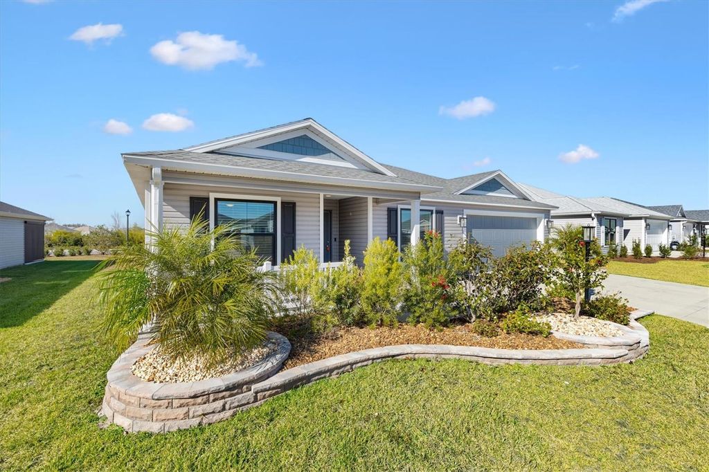 Image 3 of property listing at 1639 SEIVER STREET, The Villages, FL 34762