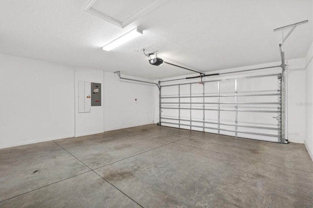 Image 27 of property listing at 1639 SEIVER STREET, The Villages, FL 34762