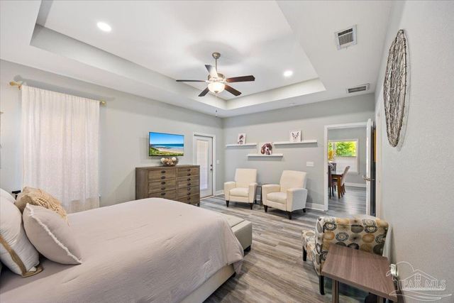 706 Upper Heron Way, Pensacola, FL 32506