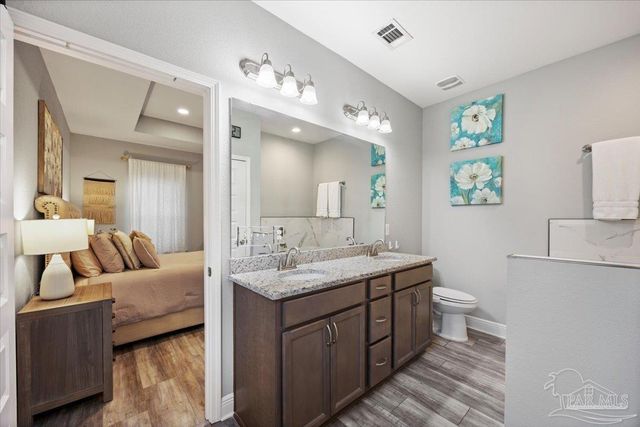 706 Upper Heron Way, Pensacola, FL 32506