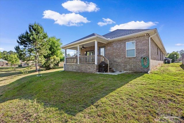 706 Upper Heron Way, Pensacola, FL 32506